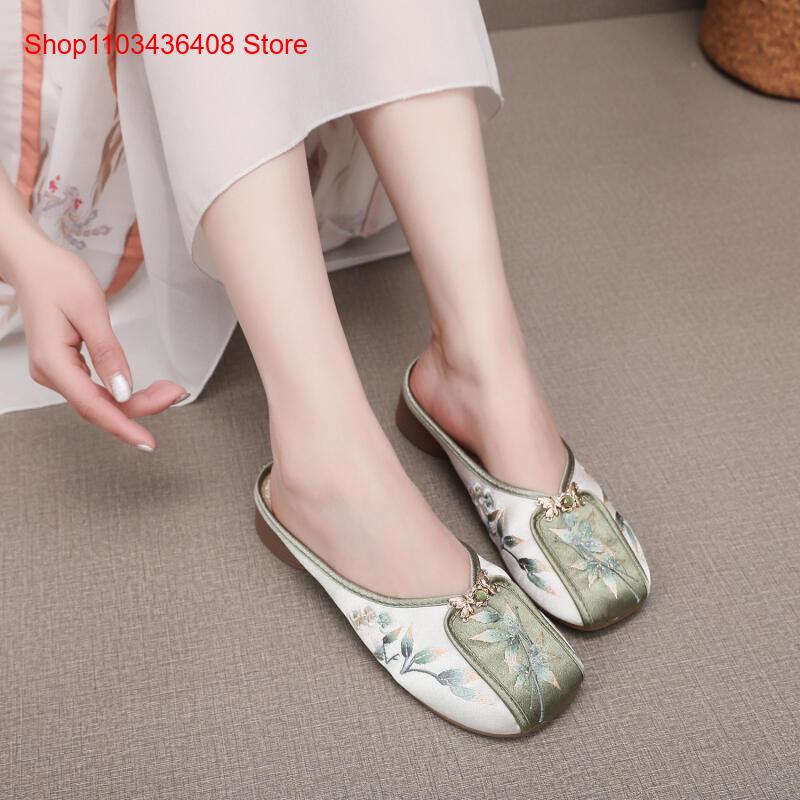 Novos Chinelos Bordados para C - Ethnic Fashion For Women avaliação e preço